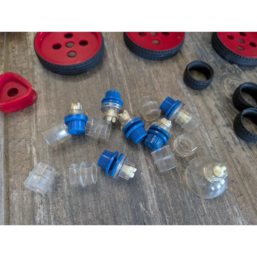 Vintage Capsela 700 Set Motorized Land and Water Toy Replacement Pieces NO BOX
